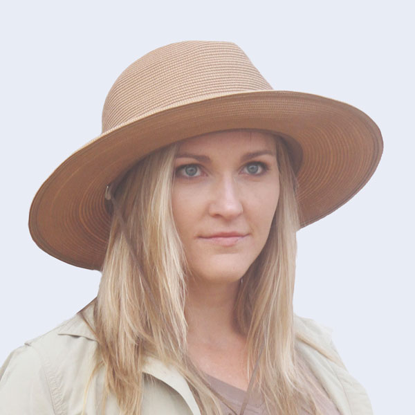 Women's Safari Hat in colour Beige